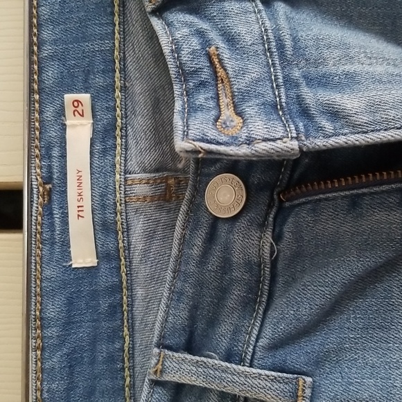 Levis Women's Jean's 711 Skinny Size 29 - Picture 4 of 5